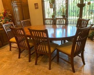 #45	Ashley Dining Table w/2 leaves & 8 Chairs w /pedistal   54-84x55x30	 $350.00 
