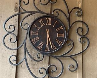 #106	Heavy Metal Battery Operated Outdoor Clock 30" Round	 $30.00 
