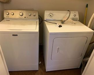 #118	Maytag Washing Machine w/agitator	 $100.00 
#119	Amana dryer	 $100.00  SOLD
