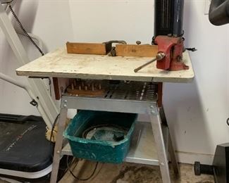 #139	Router w/Table w/bits (needs motor)	 $90.00 

