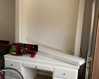 #148	White Desk w/Bookshelf  w/7 drawers 64x32x31-90 (2 pcs.) w/3 shelves	 $125.00 
