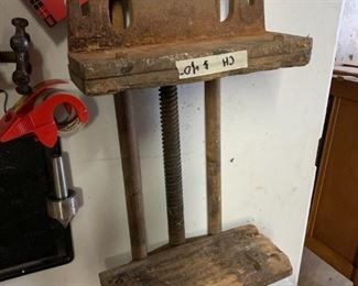 #157	Woodworking Vice - Vintage w/pipe Clamp by Columbia	 $40.00 
