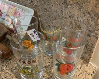 #182	Set of 5 glasses	 $26.00 
