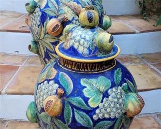 Santa Rosa pottery urns