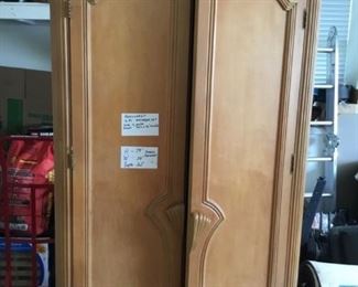 Bernhardt Blonde Armoire - Bedroom set incl. bed and nightstands $999 ($12k new) (Photo 1/4)