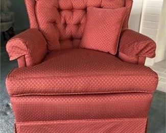 Accent Pin Cushion Chair
