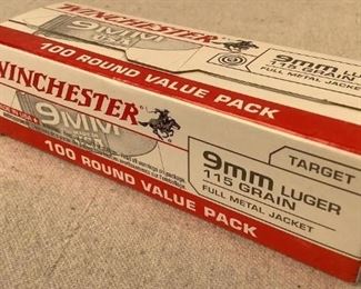Mfg - (100) Winchester 9mm
Model - Luger ammunition
Located in Chattanooga, TN
Condition - 1 - New
This lot contains one 100 round box of Winchester 9mm Luger ammunition 115 grain full metal jacket bullet.