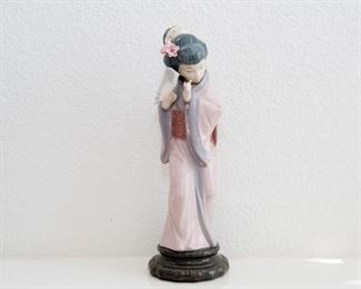 Lladro Asian Figurine #4990