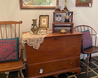Mule chest, Windsor chairs