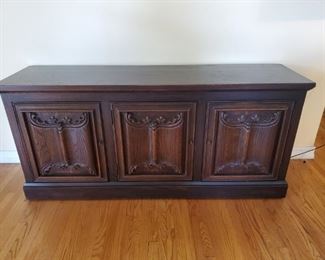 Credenza