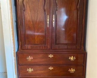 Dresser Armoire