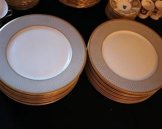 Rosenthal "Aida" dinner plates