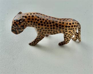 $10 - Wood leopard, 2 1/2 in. (H) x 4 3/4 in. (L)
