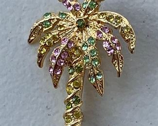 $10 - Fashion rhinestone palm tree pin ; approx 2"