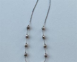 $15 - Silver necklace; approx 18"