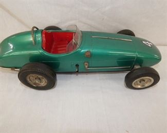 1950'S EDERBROCK RACER CAR 