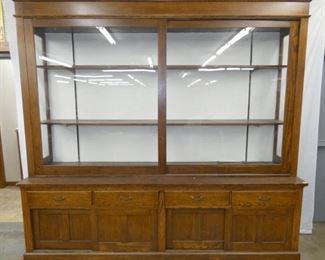 98X92 2PC. OAK STORE DISPLAY 