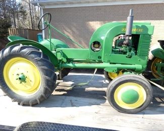 1938 RESTORED JOHN DEERE L TRACTOR 