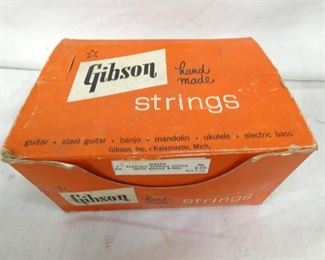 OLD STOCK GIBSON STRINGS 