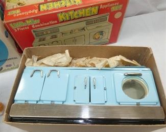 BO LITTLE MISS KITCHEN SET 