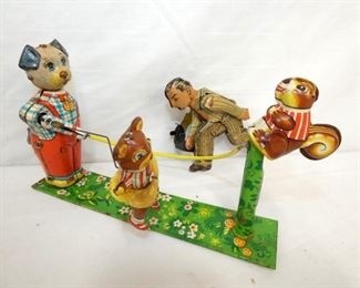 WIND UP TIN LITHO TOYS 