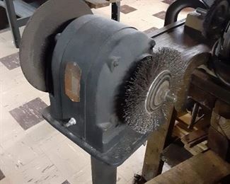 Vintage stand-alone grinder