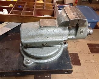 Antique bench vise