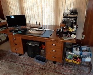 Free Mid Century Wood Desk