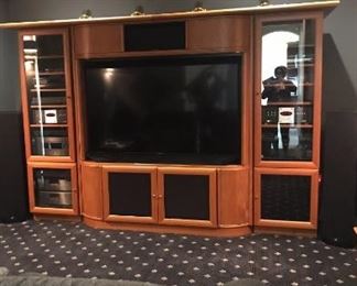 MCM Amazing Scandinavia Solid Teak “Great Dane” 6 pieces Audio/Video wall system with extra shelves 