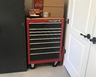 Craftsman 8 drawer, ball-bearing roll-away, with side board 