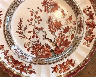 Timeless Spode ‘India Tree’, over eighty pieces including twelve dinner plates 