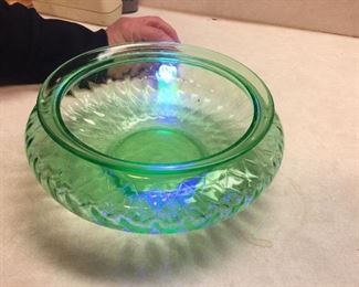 Green Vaseline/uranium bowl