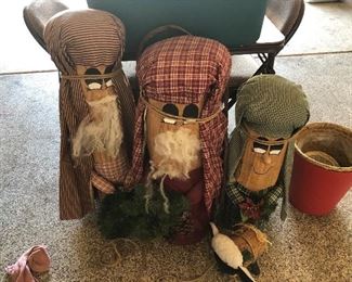 It’s not Christmas but these little wisemen are worth checking out. Special. 