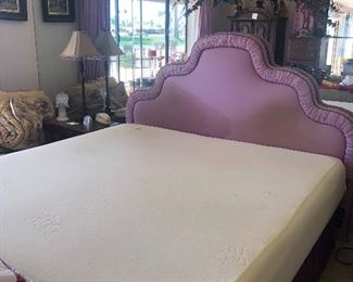 King size mattress. Serta memory foam.  Includes box spring and frame. 