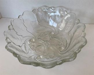Glass bowl