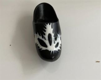 Collectilbe Shoes. Variety of Porcelain, Glass, Wood, Ceramic and plastic. Vintage and modern. Various sizes and shapes!