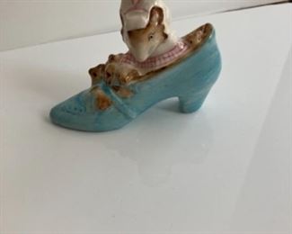 Beatrice Potter “The old lady who lived in a shoe.” 1959