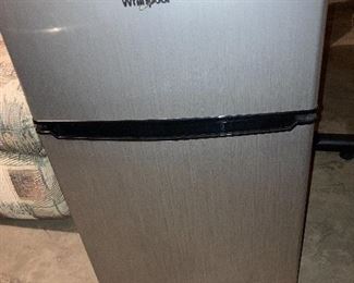 Small fridge - clean and works