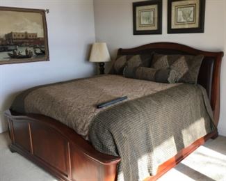 STUNNING KING SIZE WOOD & LEATHER BED WITH VERY CLEAN SUPER HIGH END ENGLISH MATTRESS & BOX SPRING.