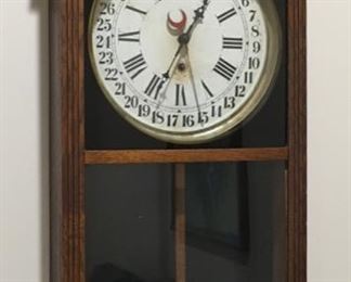 ANTIQUE CALENDAR CLOCK