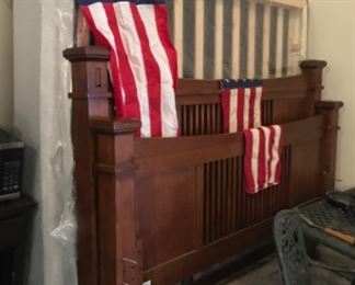 EXCELLENT SUPER NICE KING SIZE WOOD HEADBOARD, FOOTBOARD & CLEAN MATTRESS
