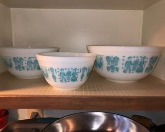 Blue and White Amish Buttermilk Pyrex 