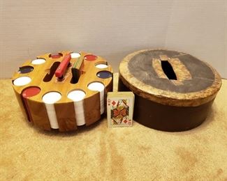  Swivel-Base Poker Chip Set & Cards