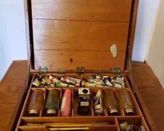  Vintage Artist Travel Kit