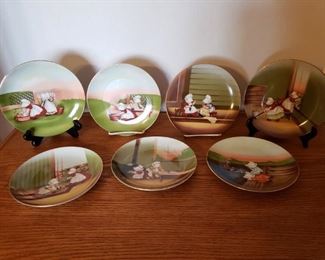 Sun Bonnet Babies Collectible Week Plates