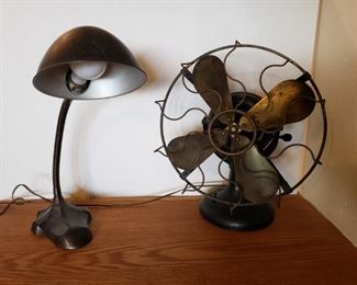 Vintage Metal Fan & Desk Lamp
