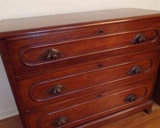 vintage 3 drawer chest