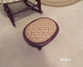 foot stool, vintage