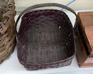Oak Basket