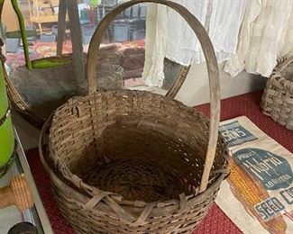Oak Basket